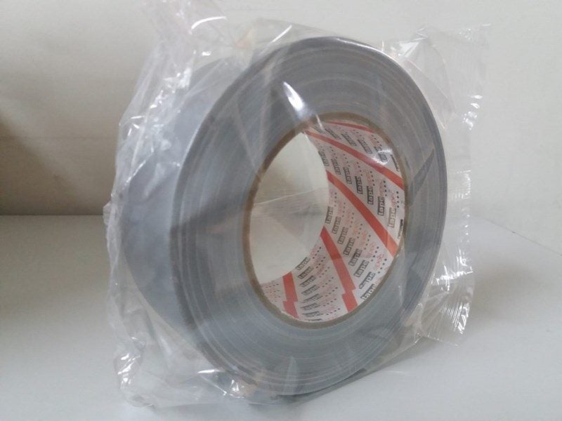 Sliver Gaffa Tape 30m 42mm ( Tape Spec 116 Cloth Tape ) Carousel 1