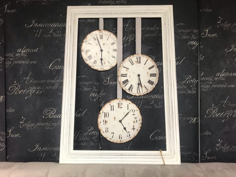 Clearance !Romance Collection clock Carousel 1