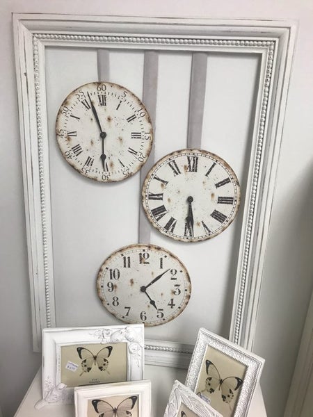 Clearance !Romance Collection clock Carousel 4