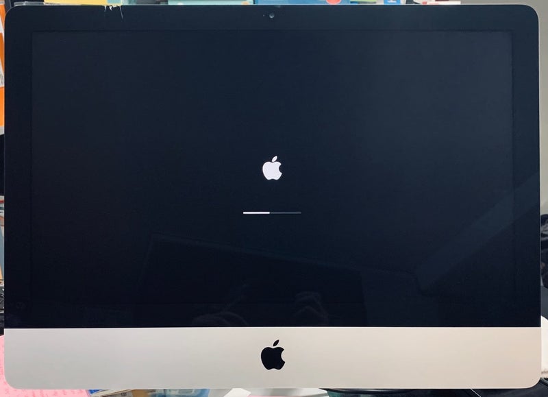 iMac Slim QuadCore 1TB 8GB RAM IRIS Pro 1.5 GB Graphics Wireless AC Carousel 2