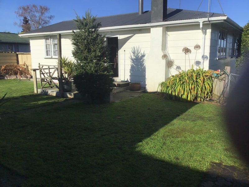 4 bedroom or 3 with large office , you pick 4 bedroom or 3 with large office , you pick