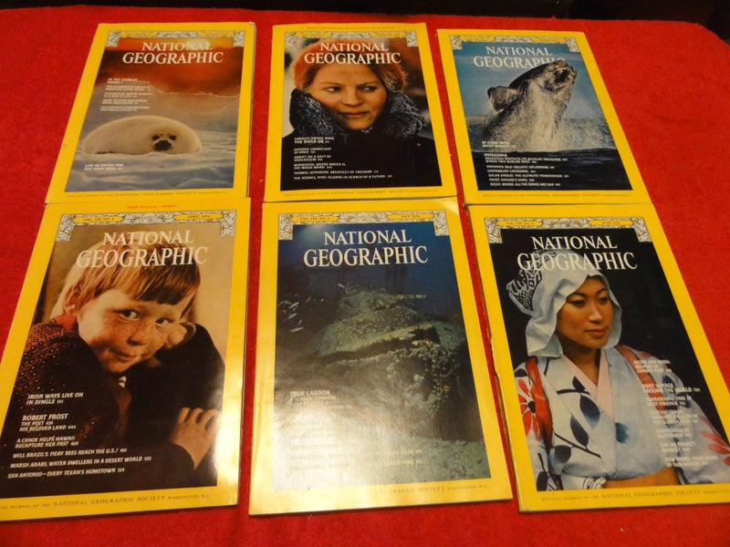 National Geographic Magazine -1976 -12 Months Editions With Original Envelopes Carousel 1
