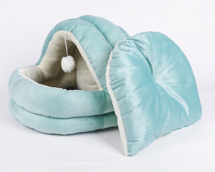 Pet Bed with Plush Interior Cozy Pet Bed Carousel 1