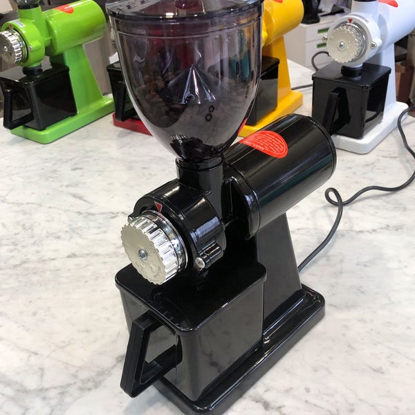 MINI Coffee Grinder Black Carousel 1