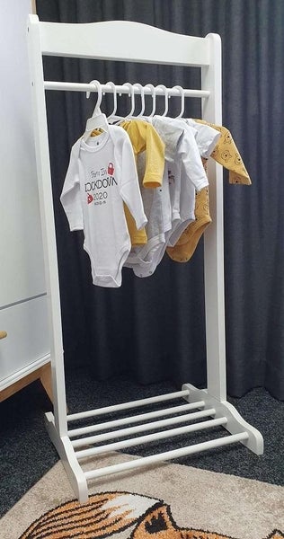 Solo Wooden Kids Clothing Rack Carousel 1