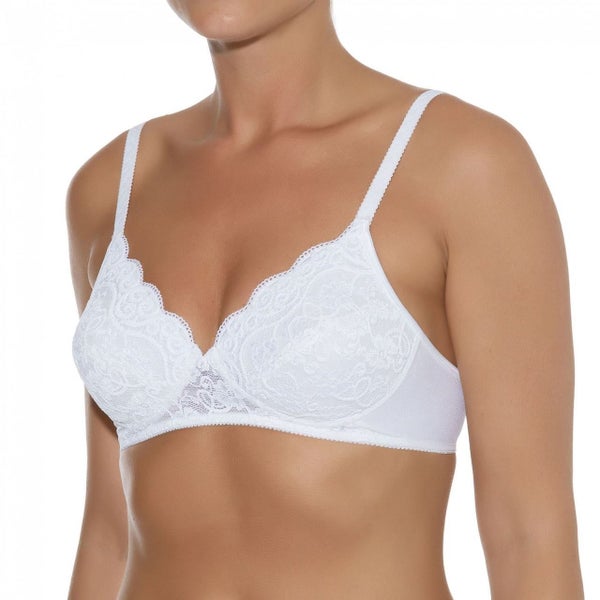 Triumph Amouertte 300 Padded Bra White (0003) CS Carousel 1