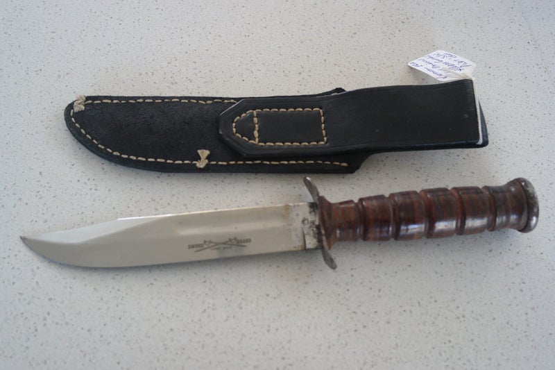 VIETNAM ERA X COBRA GUNSHIPS PILOT'S SURVIVAL KNIFE-V/Rare Carousel 2