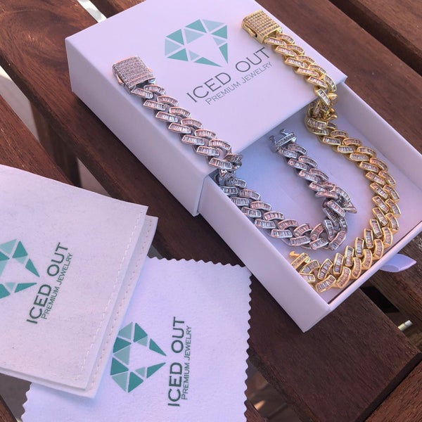 ICED OUT Cuban Link Bling Bracelet - Baguette 12mm Carousel 7