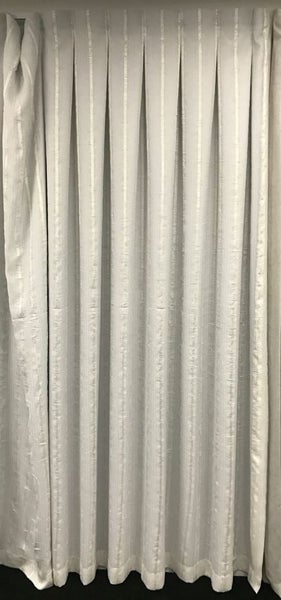 BESPOKE Interiors Clement (280cm Continuous Fabric, No Joining!) Carousel 3