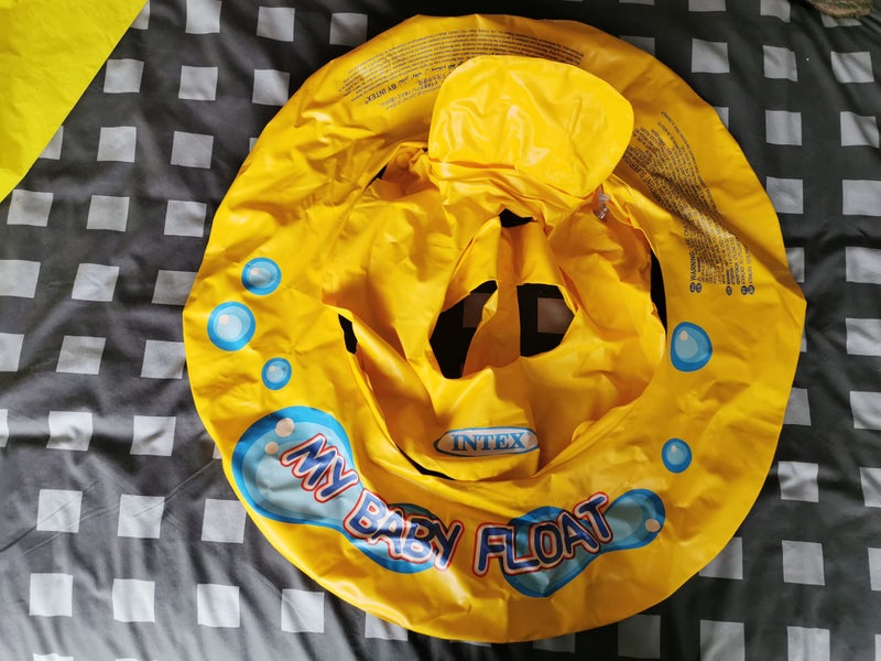 My baby intex floating ring - $1 No Reserve Carousel 1