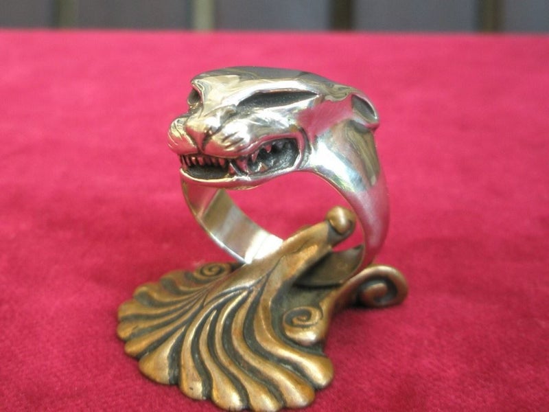 Silver cat ring Carousel 1