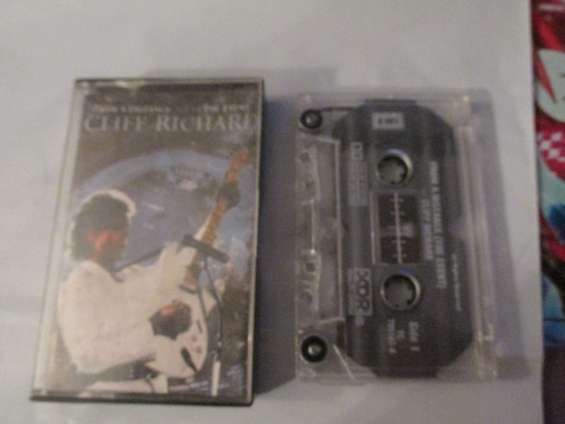 Cliff Richard ?– From A Distance ***** The Event Music audio Cassette Carousel 3