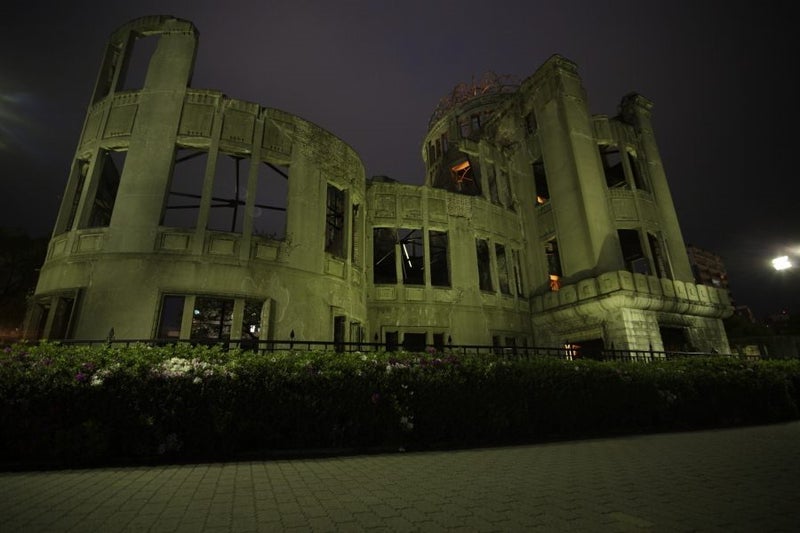 Genbaku-Dome (III) Carousel 1