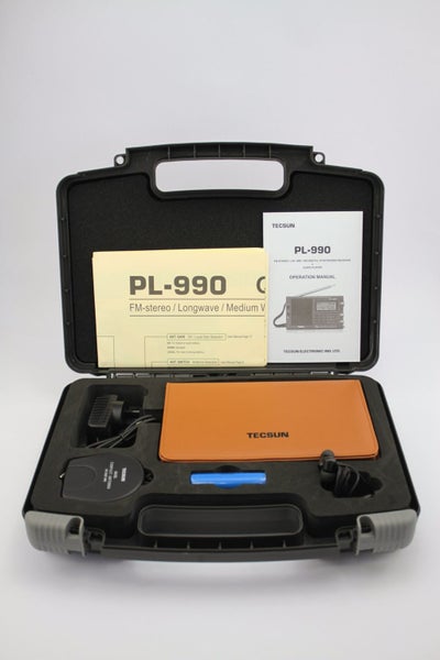 Tecsun PL880/990x Hard Carry Case Carousel 2