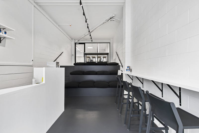gallery carousel 16