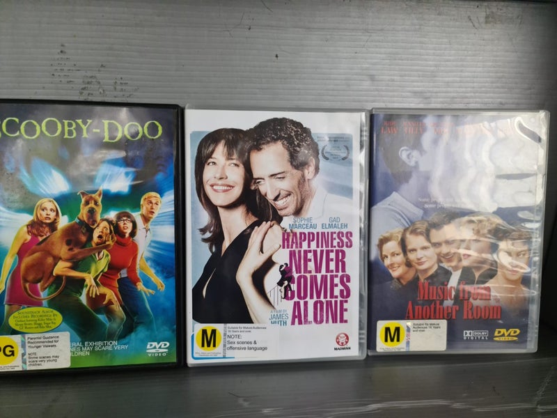 3 X CHILDREN/LOVE AND ROMANCE TYPE DVDS FOR $10.00 DEAL Carousel 1