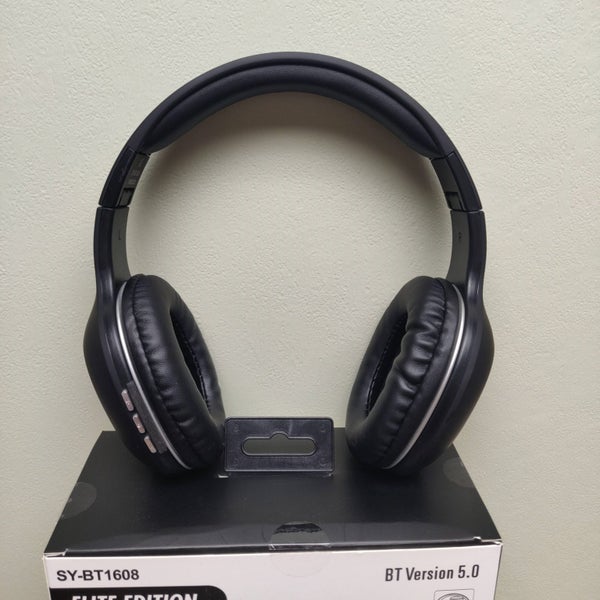 Wireless Headphones Carousel 3