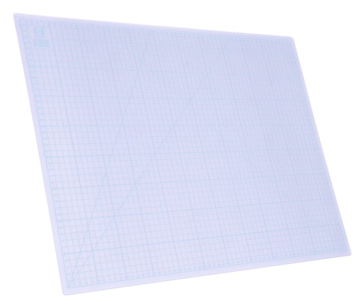 900x600 CUTTING MAT TRANS 3mm Carousel 1