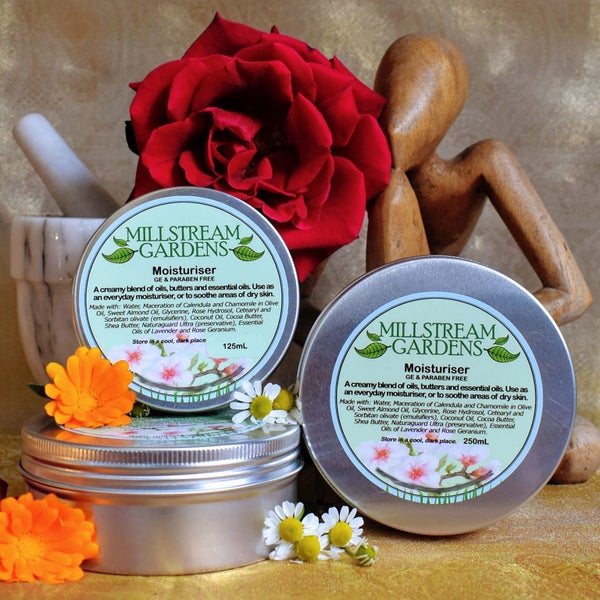 Moisturiser 1x 250mL Aluminium Tin Carousel 1