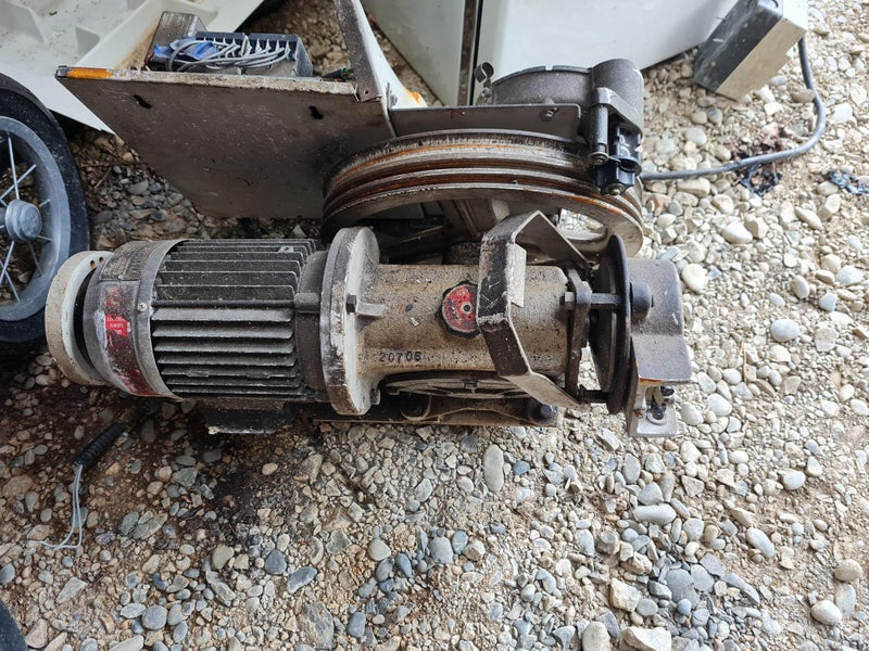 WINCH Carousel 1