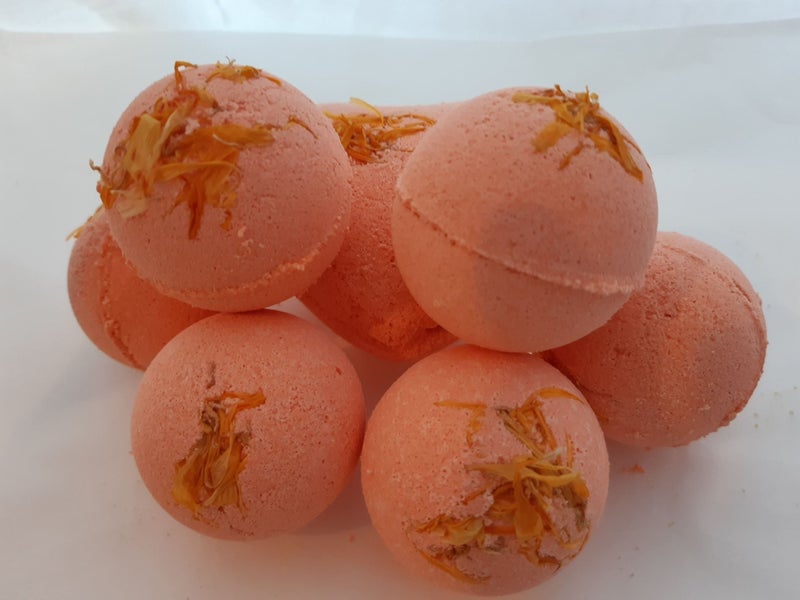Apricot Bath Bomb 40 gm Carousel 2