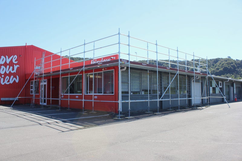 Ringlock Scaffolding - Roof edge protection package - Full kit Carousel 1