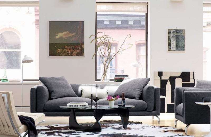 Noguchi coffee table in Black Carousel 3