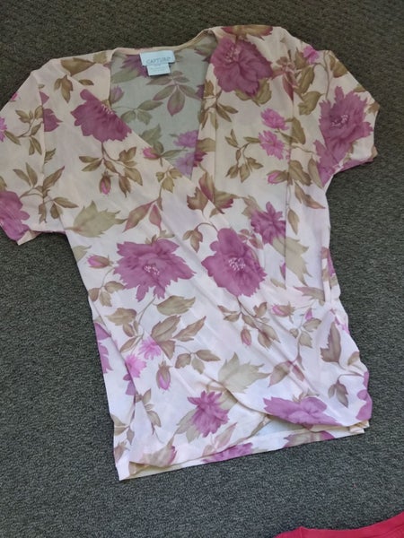 Capture Top - Floral XL Carousel 1