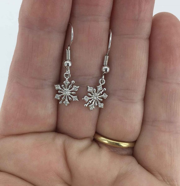 18K White-Gold Crystal Star Earrings "Astra" Carousel 2