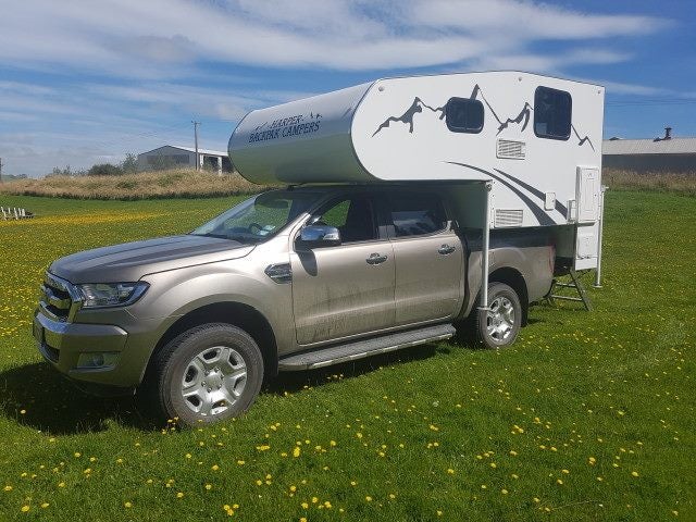 Harper Horse Float Coaches, Motorhome repairs Carousel 2