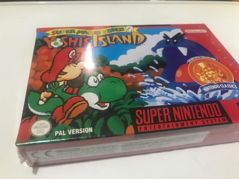 Super Mario world 2 yoshi island (mint sealed very rare) Carousel 2