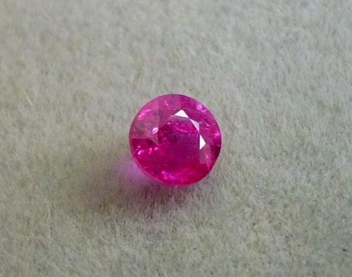 0.48CT GORGEOUS GLOWING 100% NATURAL RED ROUND RUBY Carousel 2