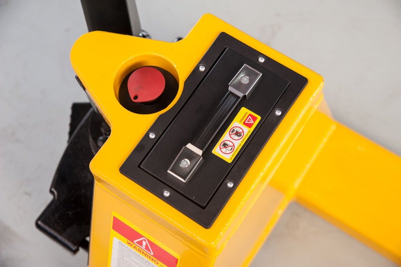Arrow 1.5 T CHEP Electric Pallet Jack Carousel 5
