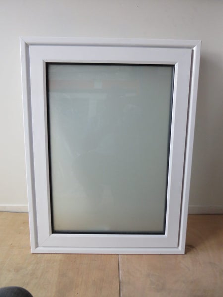 NEW WHITE ALUMINIUM DOUBLE GLAZED WINDOW:800HX600W Carousel 1