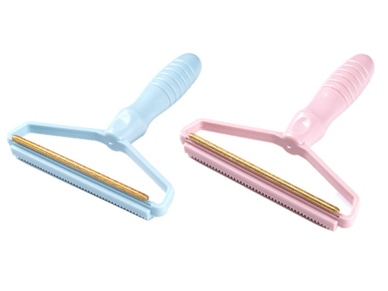 2 X Manual Clothes Fuzz Lint Removers Carousel 1