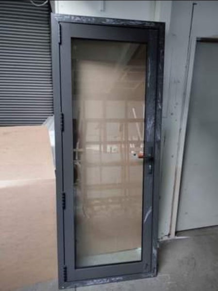 Double Glazed Aluminium Door Carousel 1