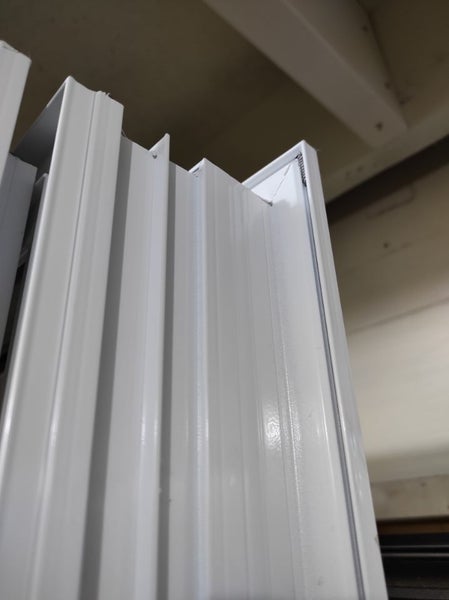 Brand new aluminium sliding door - double glazed clear glass Carousel 9