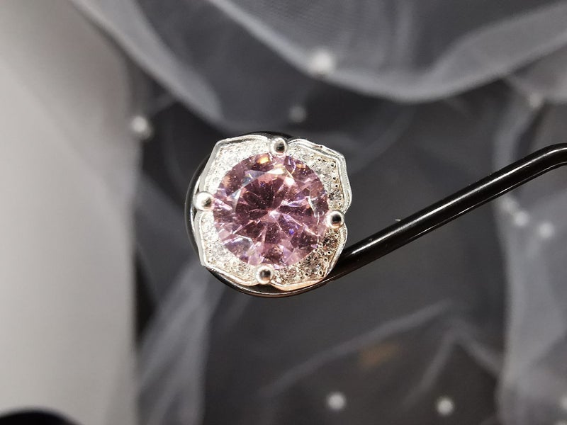 pink Lab Grown Diamond earring round Lucky four-leaf clover Carousel 1