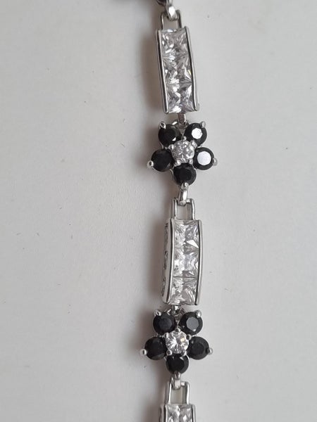 GEORGOUS WHITE GOLD PLATED BRACELET Carousel 1
