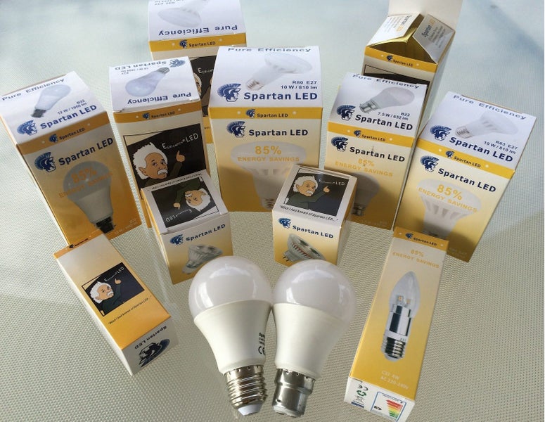 12 watt LED Light Bulb, Screw Fitting, Warm White Carousel 2