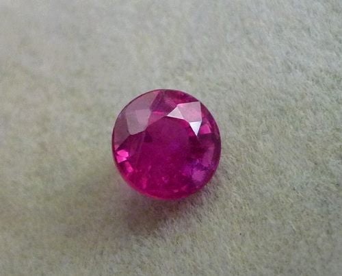 1.32CT GORGEOUS BIG TOP PINKISH RED 100% NATURAL ROUND RUBY Carousel 2