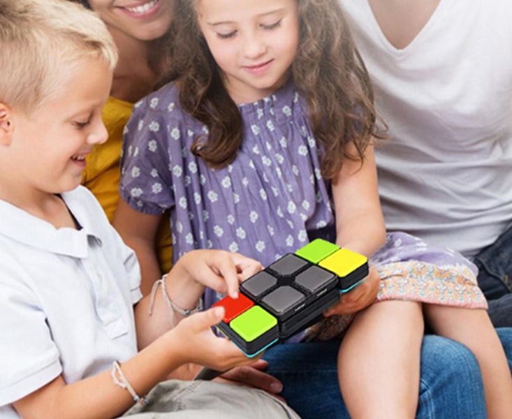 Alien Decompression Interactive Cube Toy Suitable for Multiplayer Carousel 2