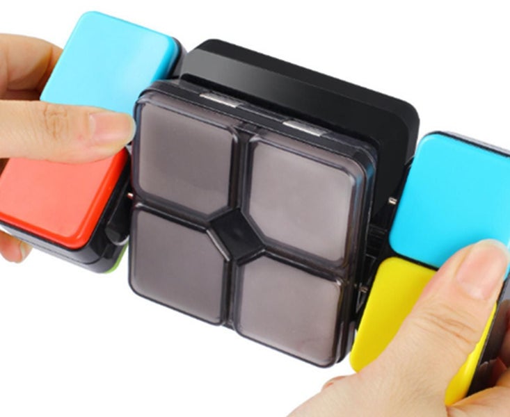 Alien Decompression Interactive Cube Toy Suitable for Multiplayer Carousel 3