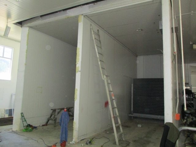 Cool Stores.Dismantling Carousel 1