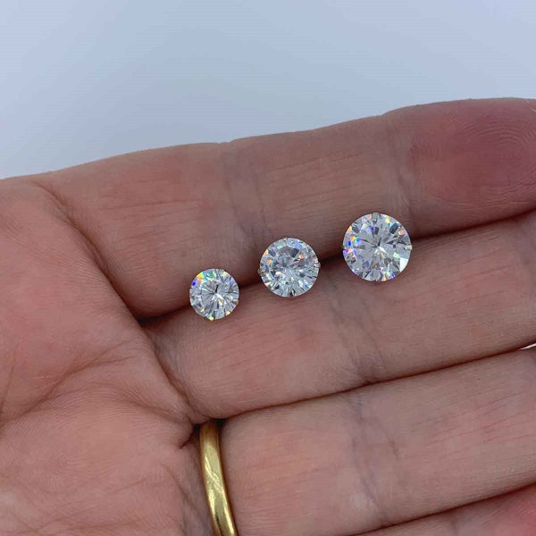 925 Sterling Silver CZ Diamonds Stud Earrings "Liberty" (7mm) Carousel 2