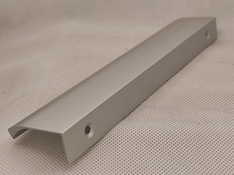 Edge Pull Curved Matt Silver - 200mm Carousel 2