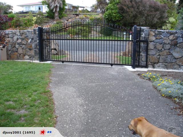 Aluminum Sliding Gate 3.5M W, 1.5 & 1.8M H (SL21) Carousel 1