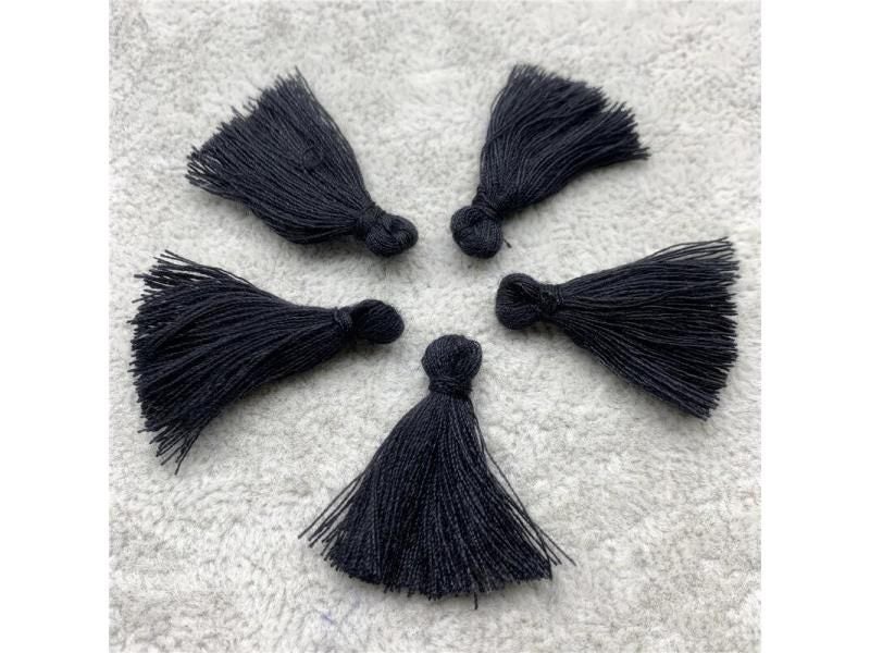 30pcs/Lot 3cm Cotton Small Tassels Fringe Cotton Tassels Trim For Sewing Carousel 1