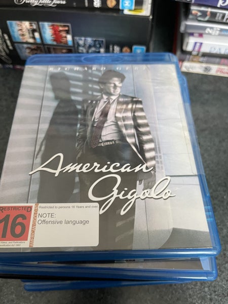 American Gigolo [Blu-ray] Carousel 1