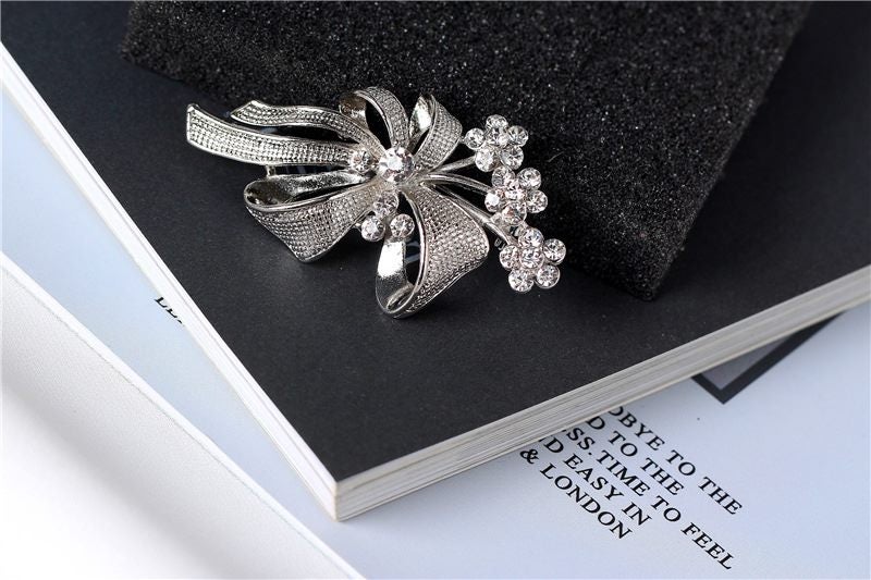 Brooch - Flower Tie Carousel 1